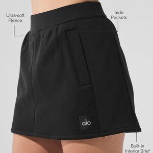 ALO Yoga Black Polar Fleece Wintry Mix Skirt
